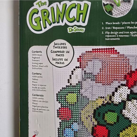 Gigant Perler Grinch & Wreath Fused Bead 4000 pc Kit, New - Picture 5 of 10